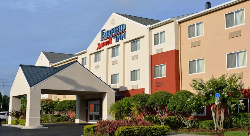 Fairfield Inn And Suites St Petersburg Clearwater Пинелас Парк Екстериор снимка