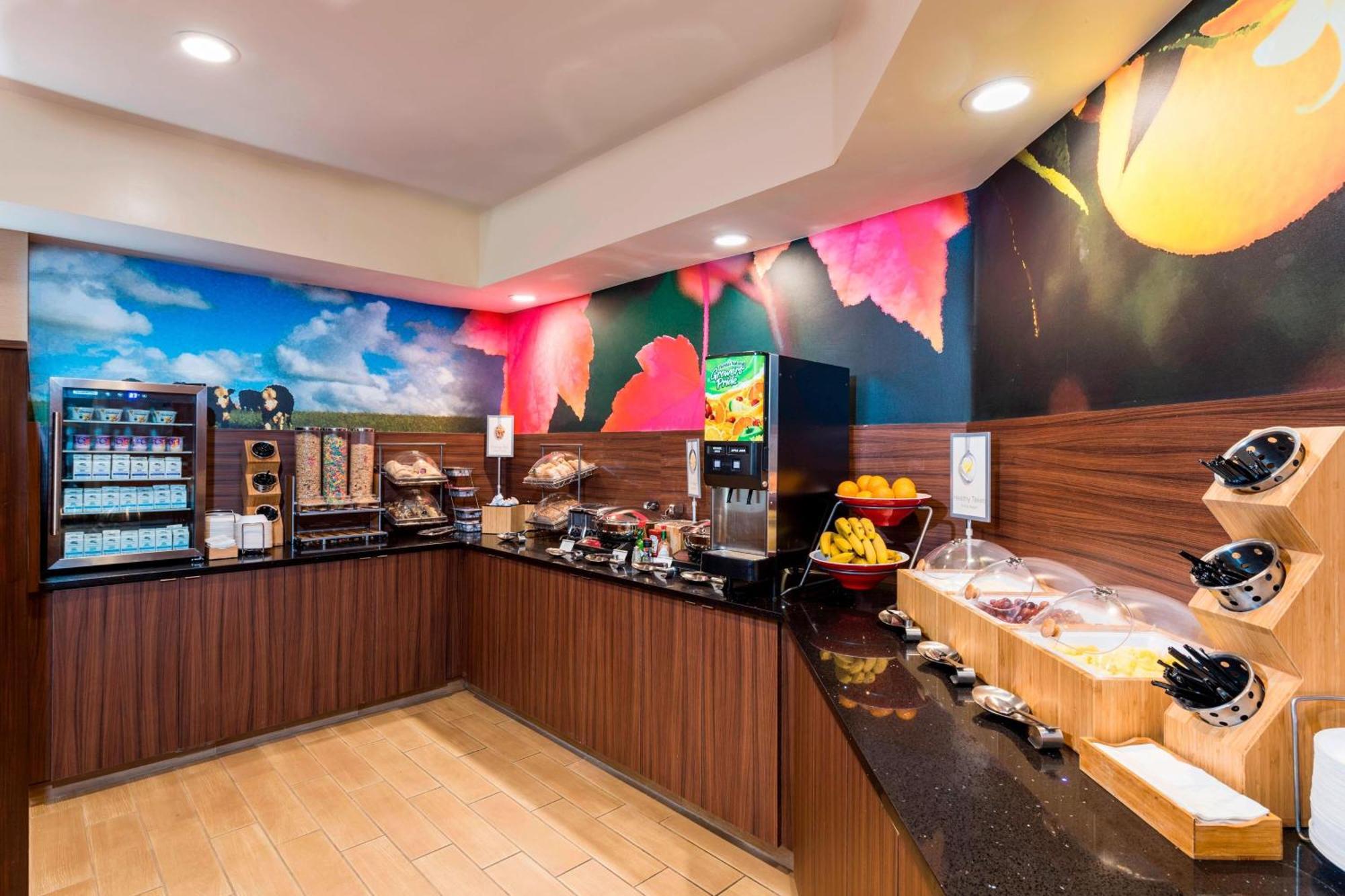 Fairfield Inn And Suites St Petersburg Clearwater Пинелас Парк Екстериор снимка