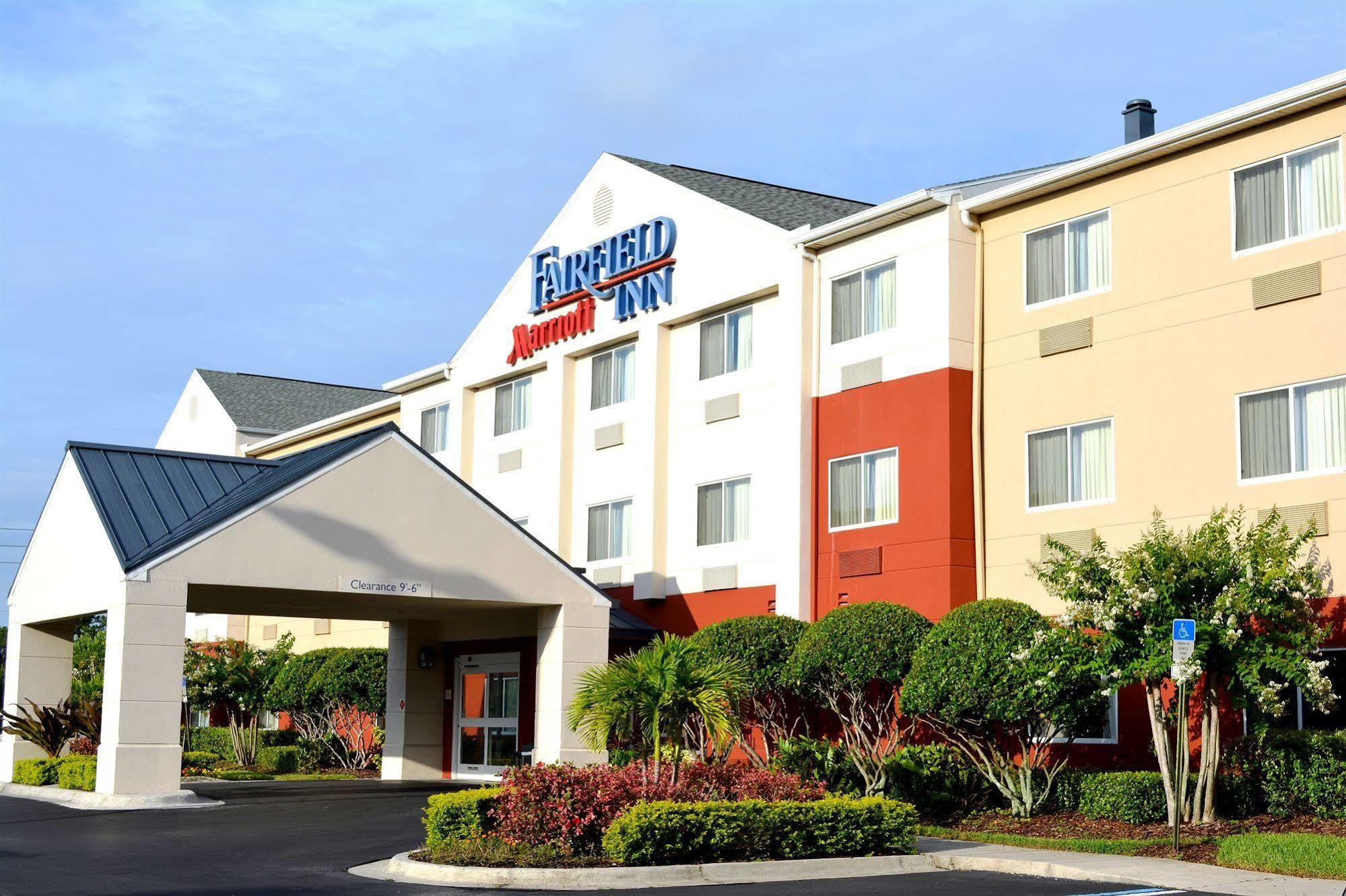 Fairfield Inn And Suites St Petersburg Clearwater Пинелас Парк Екстериор снимка